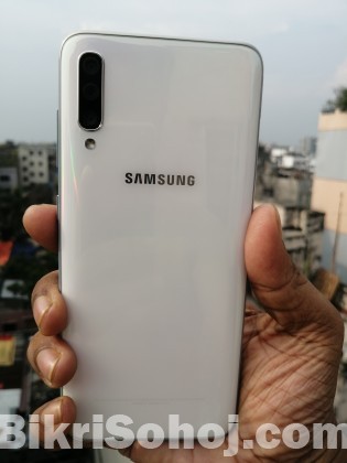 Samsung A70 white colour